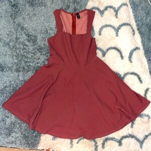 Windsor Flounce Dress L